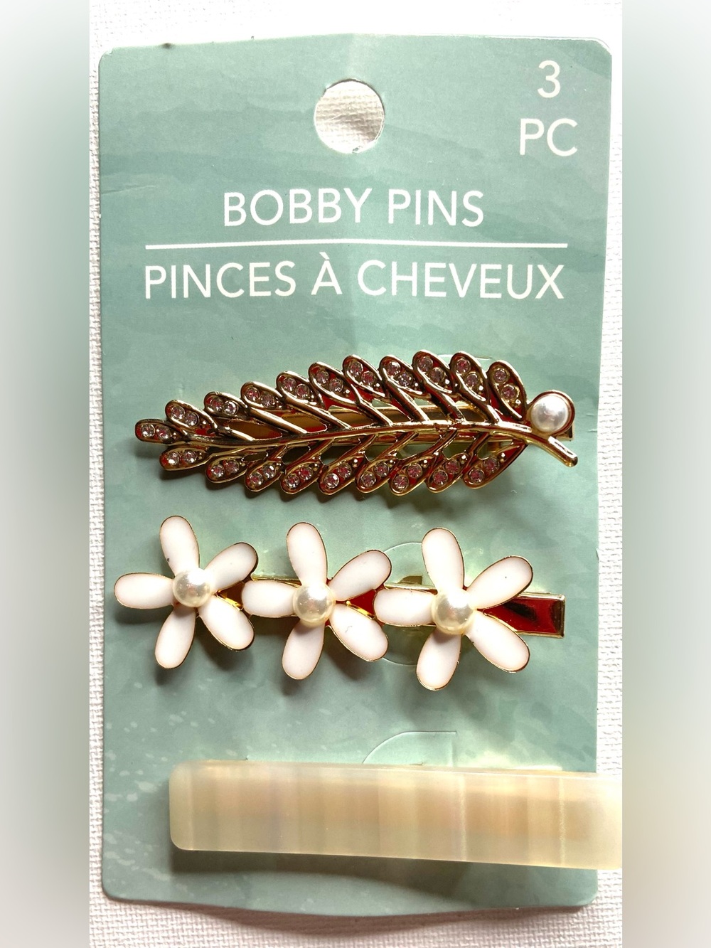 HAIR CLIPS - Picture 1 of 1